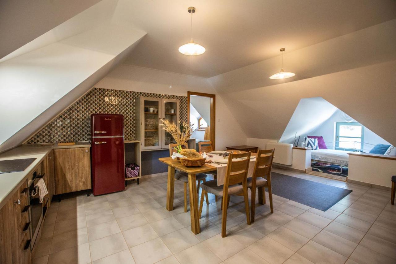Apartment Oszter Udvarhaz *